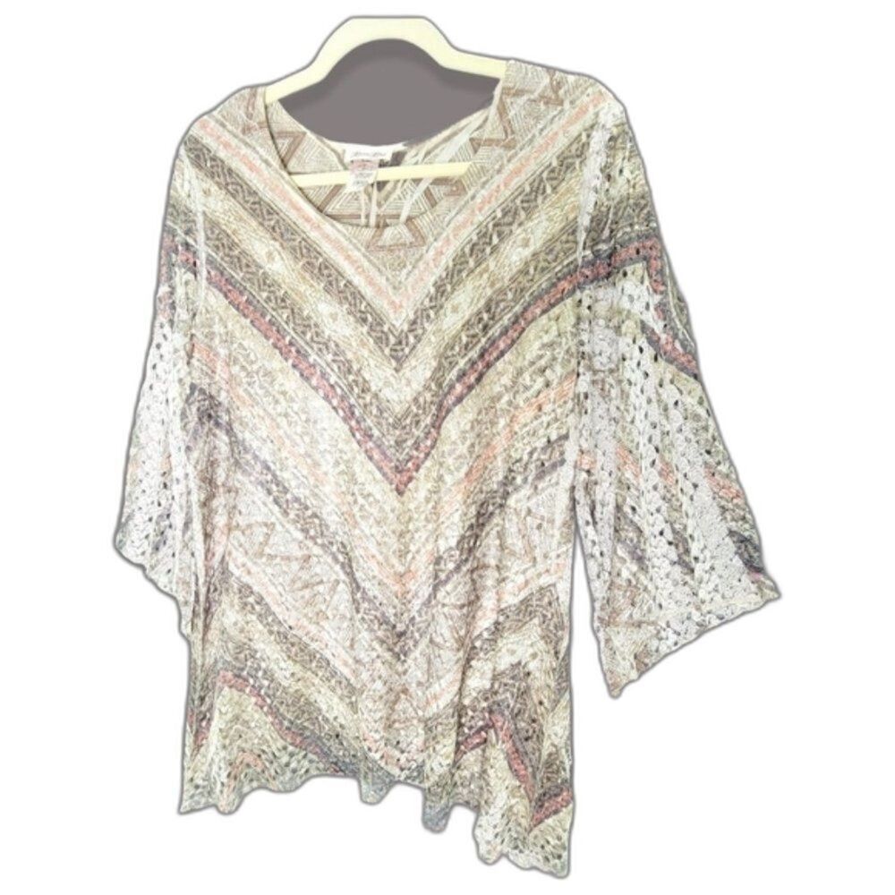 Brittany Black Women's 1X Tunic Top Lined Lacy Top Flared Long Sleeves Vintage